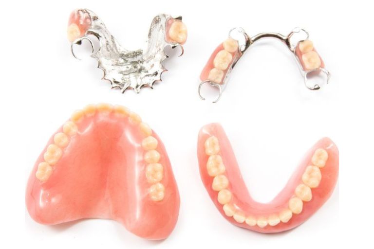 Find the right denture option for a confident smile